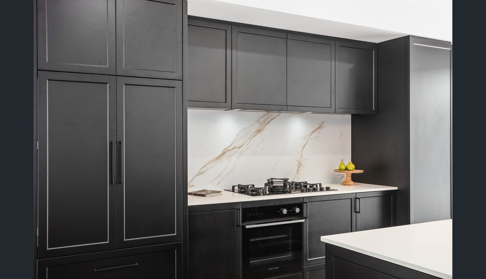 Kitchens & dining rooms